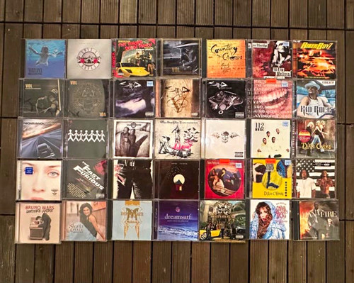 Empty cases - empty, cd