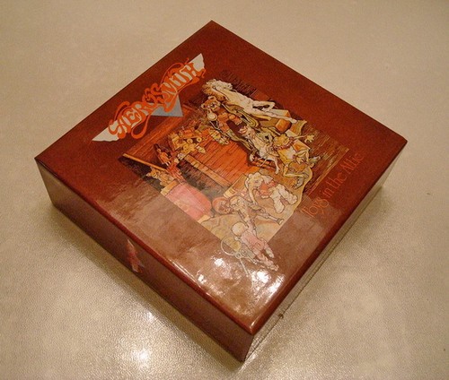 Aerosmith toys the attic - aerosmith,